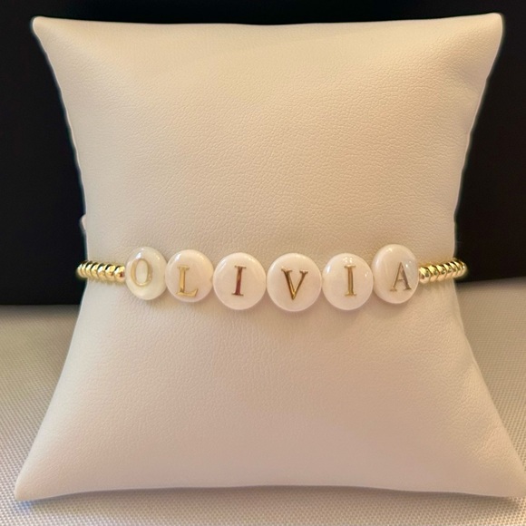Baby child name bracelet gold beads stretch, customize, Mother of Pearl letters - Picture 5 of 8